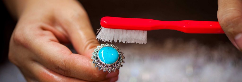 How to clean Marcasite