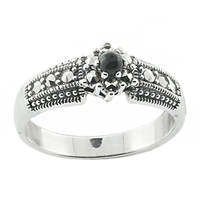Marcasite and Milgrain Channel Dainty Band with Oval Agate