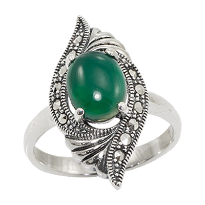 Feminine Marcasite Navette Ring with Oval Agate