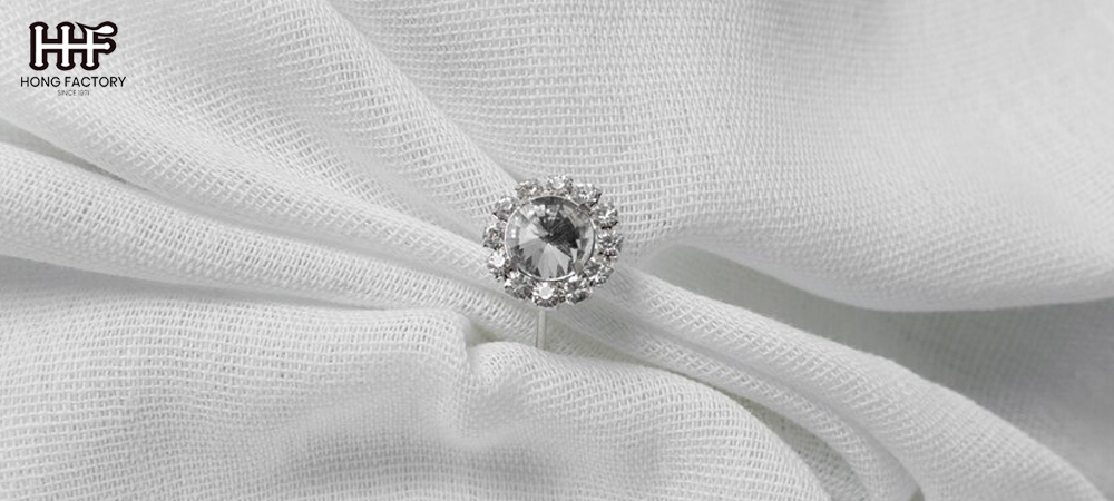 The Appeal of Costume Jewelry The Appeal of Costume Jewelry