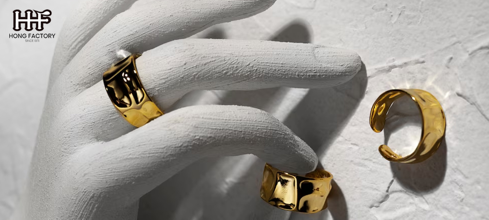 Tips for Buying Wholesale Gold Jewelry Tips for Buying Wholesale Gold Jewelry