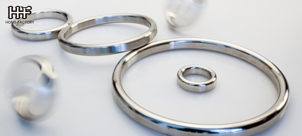 Identifying What's the Difference Between Sterling Silver and Silver Identifying What's the Difference Between Sterling Silver and Silver