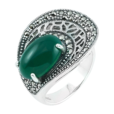 Elegant Green Agate & Marcasite Vintage Ring